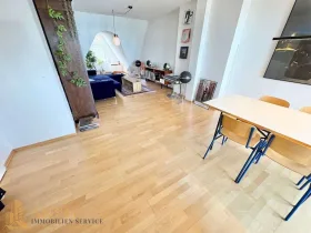 Wohnzimmer Ansicht 2