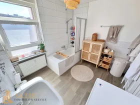 Badezimmer Ansicht 2