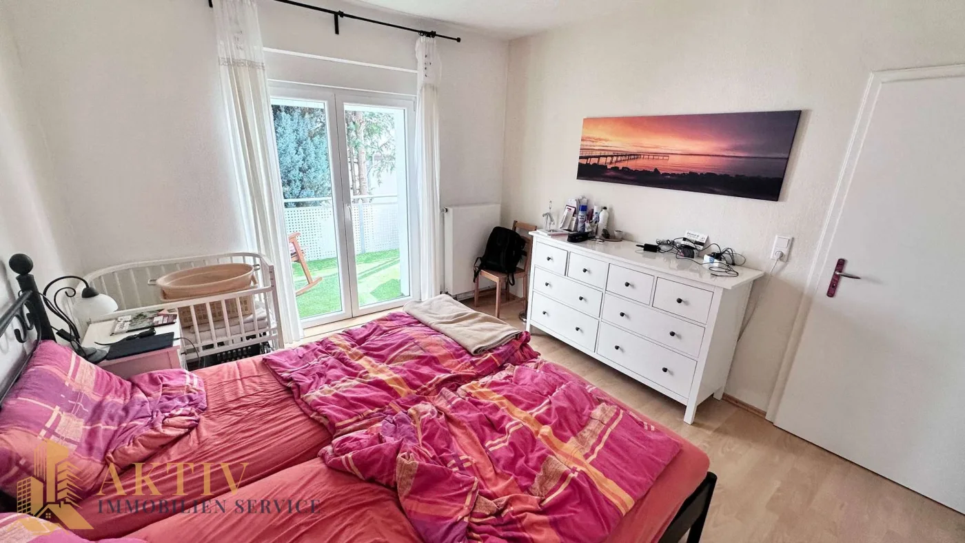 Schlafzimmer Ansicht 1