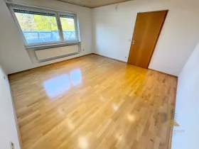 Schlafzimmer Ansicht 2
