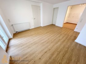 Wohnzimmer Ansicht 6