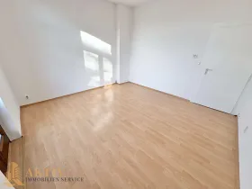 Wohnzimmer Ansicht 2