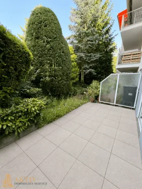 Terrasse Ansicht 1 (mit Ki gereinigt)