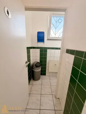 1. Toilette Ansicht 1